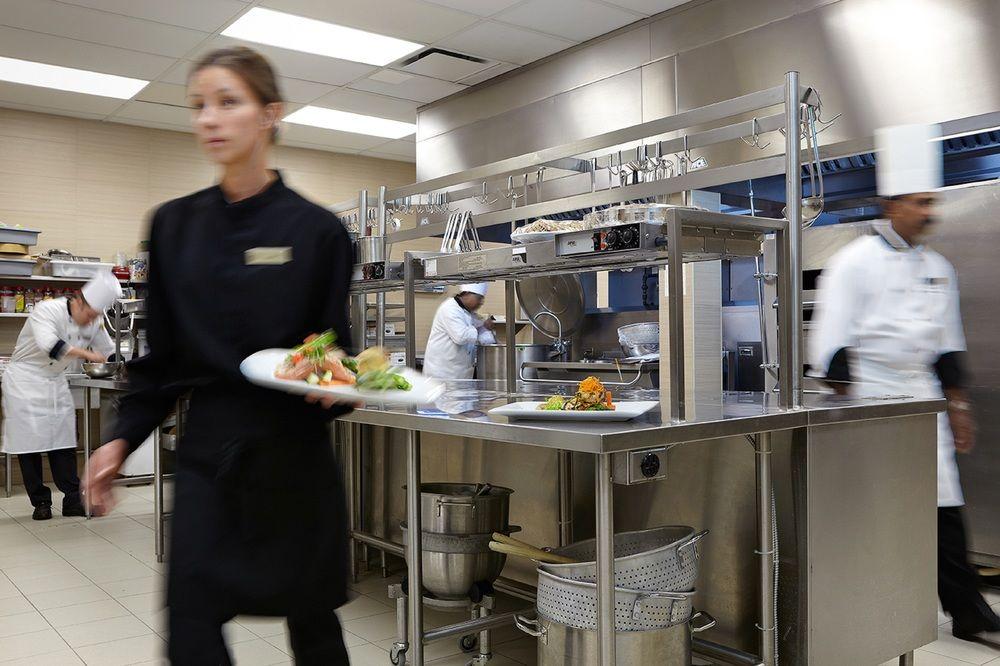 Residence Inn By Marriott Montreal Airport Dorval Bagian luar foto