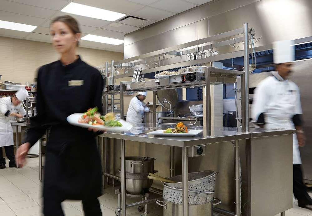 Residence Inn By Marriott Montreal Airport Dorval Bagian luar foto