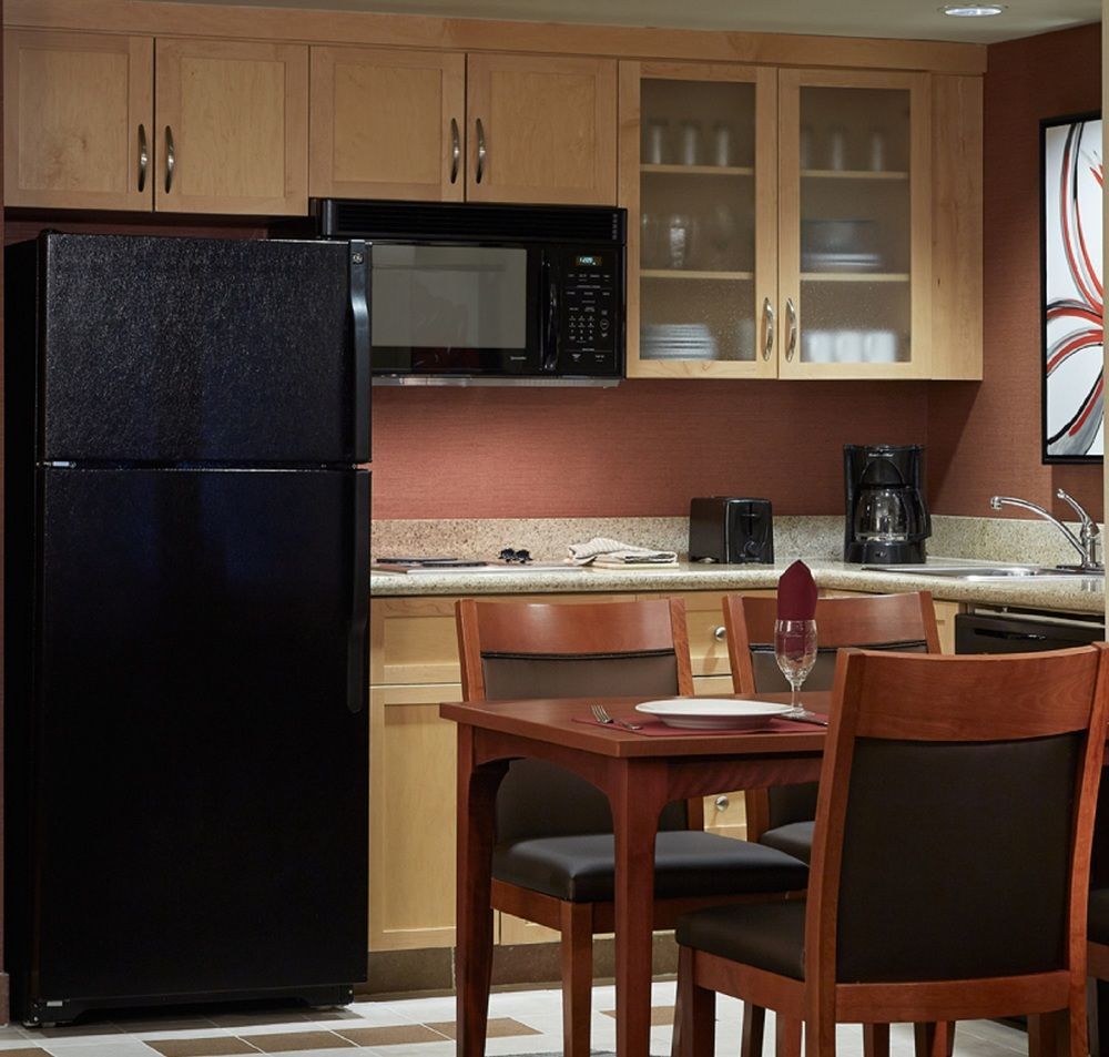 Residence Inn By Marriott Montreal Airport Dorval Bagian luar foto