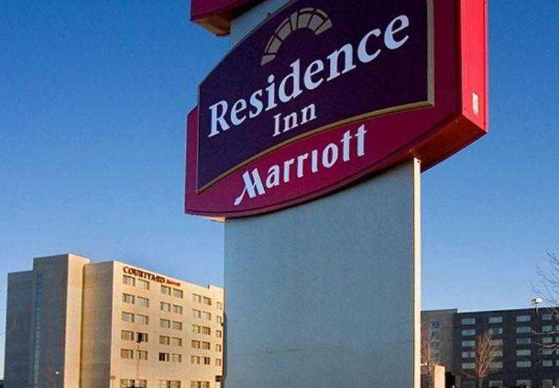 Residence Inn By Marriott Montreal Airport Dorval Bagian luar foto