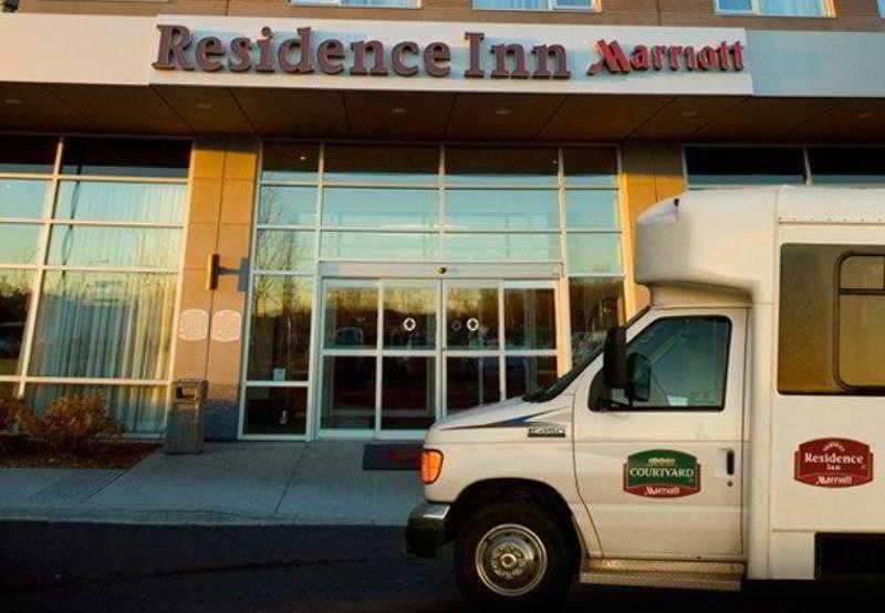 Residence Inn By Marriott Montreal Airport Dorval Bagian luar foto
